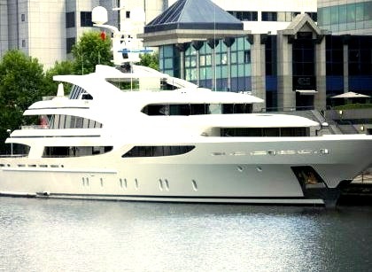 Yacht by yalsaibie