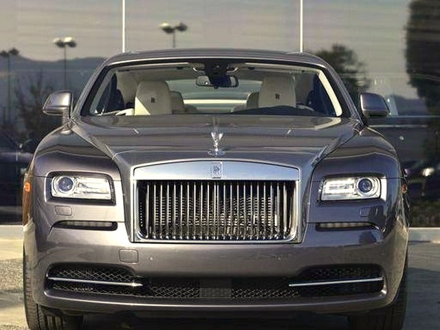 Rolls Royce Front End Grill