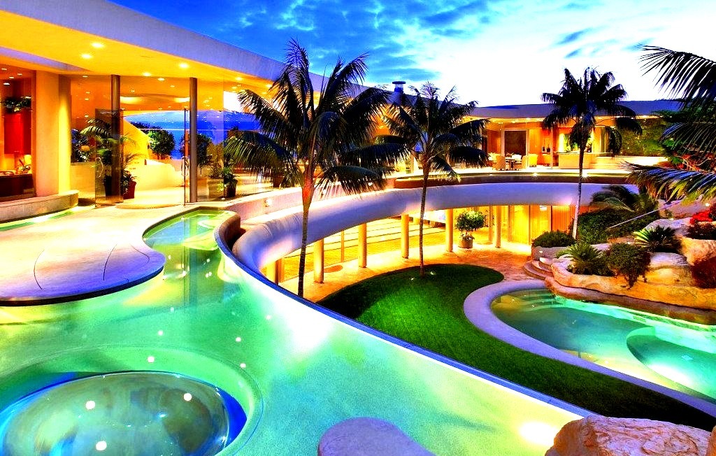 Tropical Pool And Modern Mansion
